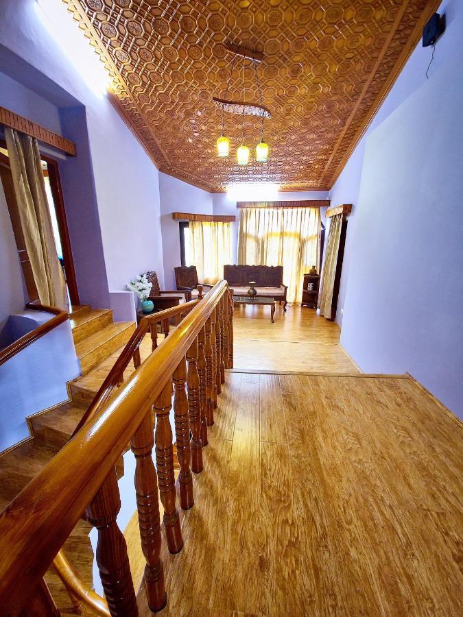 Hotel Peaceful Mornings Srinagar Exterior photo